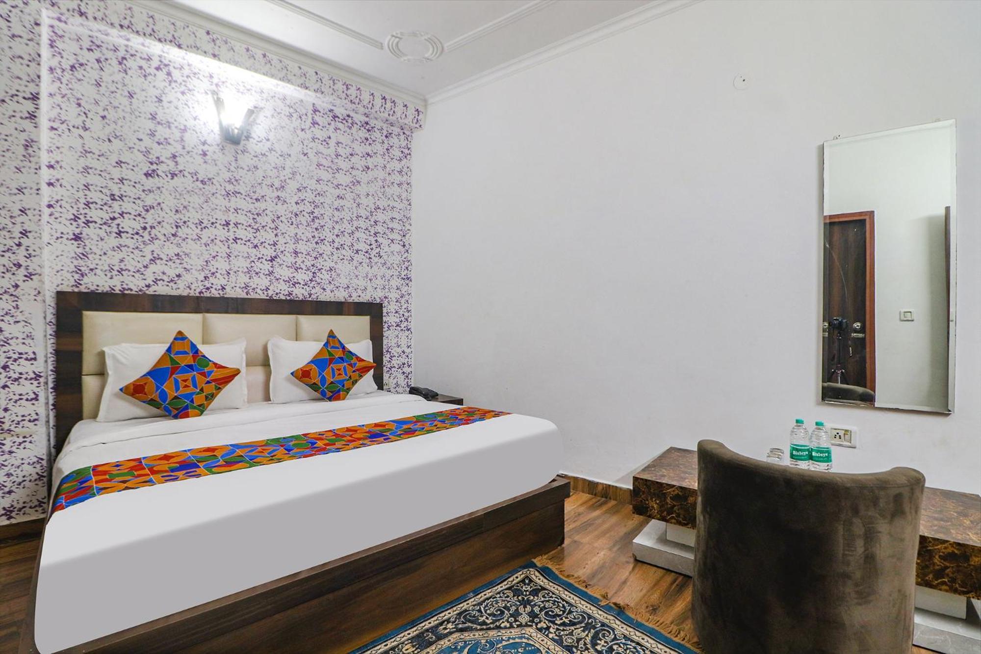 Fabexpress Sinon Hotel New Delhi Eksteriør billede