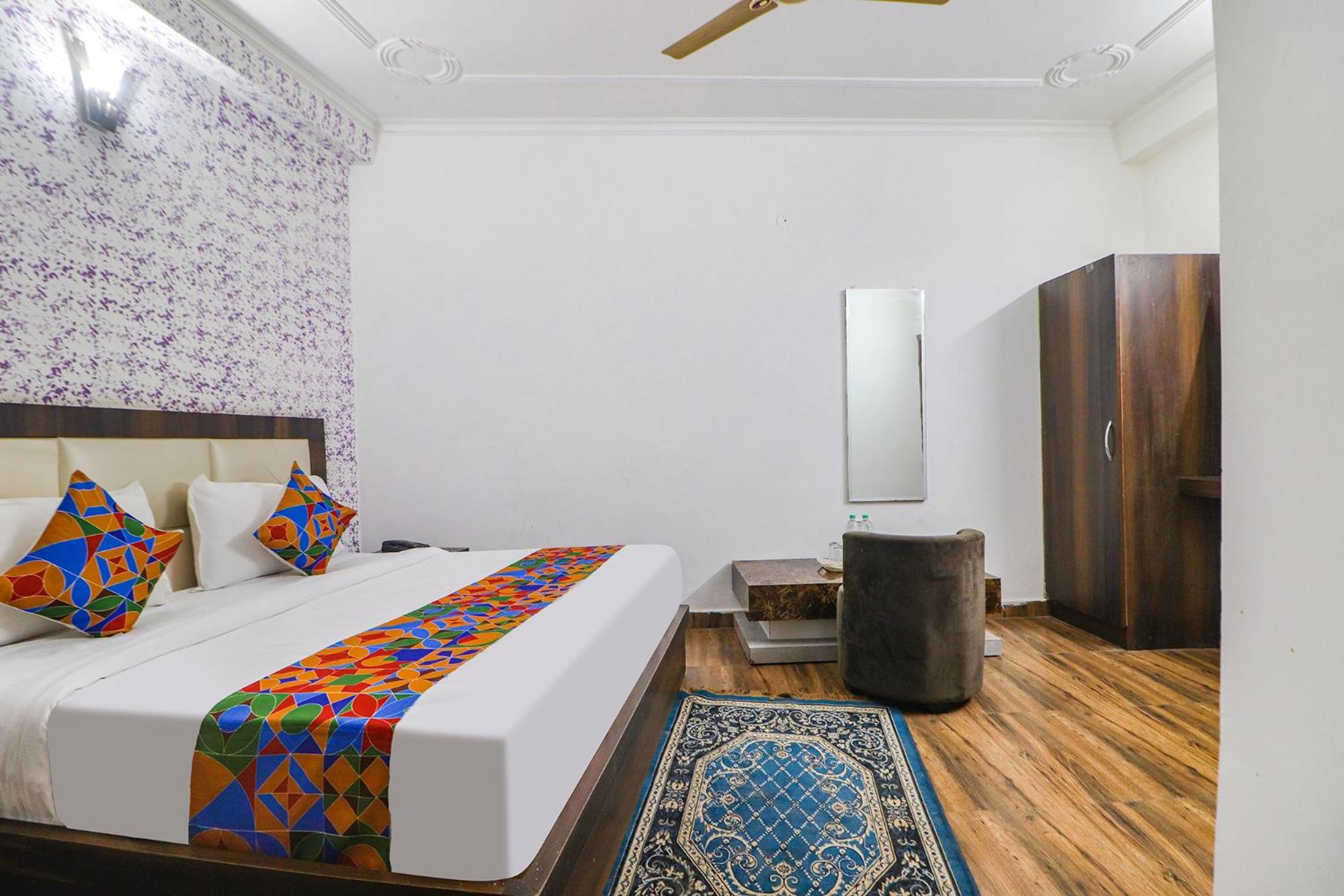 Fabexpress Sinon Hotel New Delhi Eksteriør billede