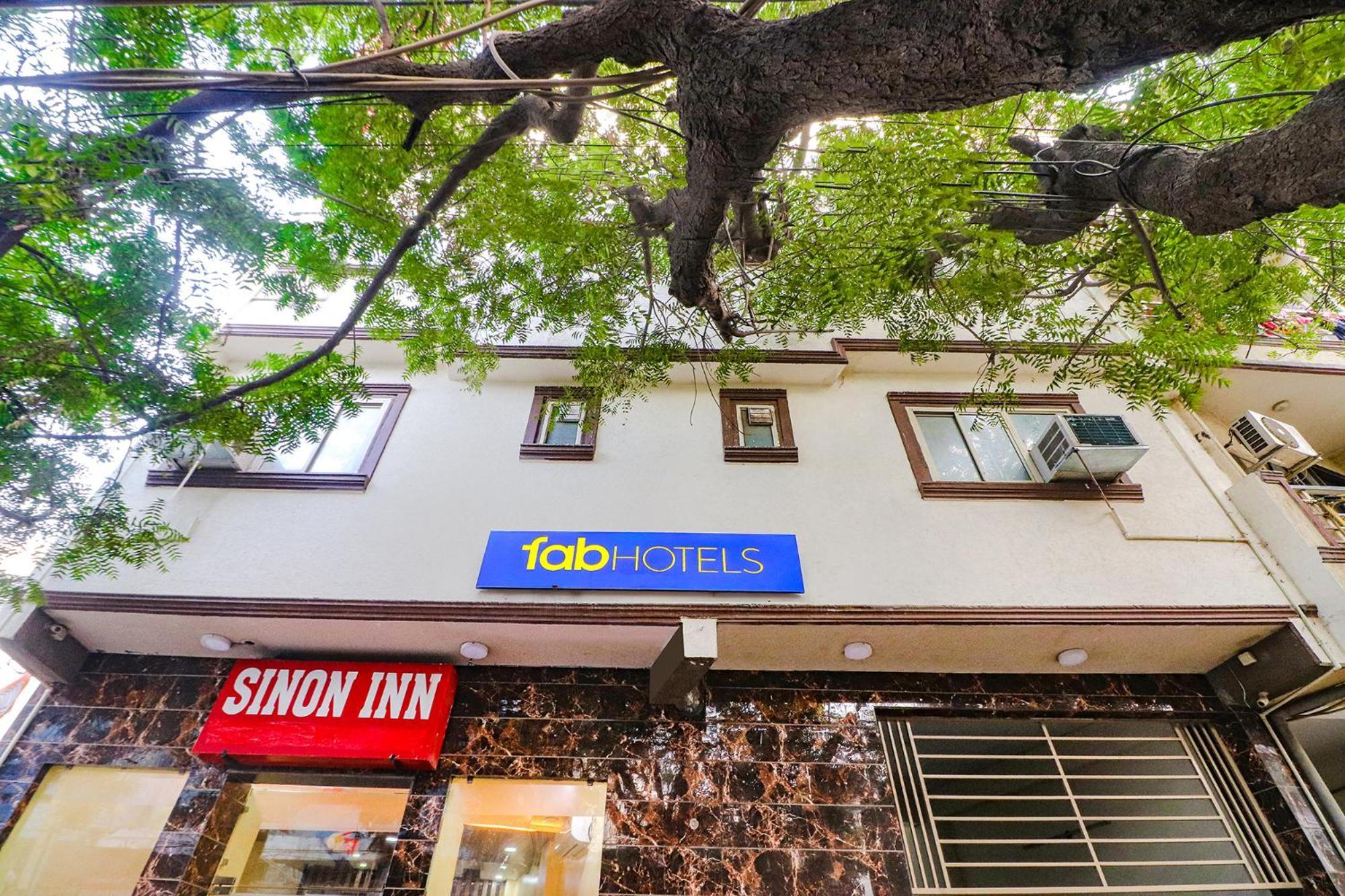 Fabexpress Sinon Hotel New Delhi Eksteriør billede