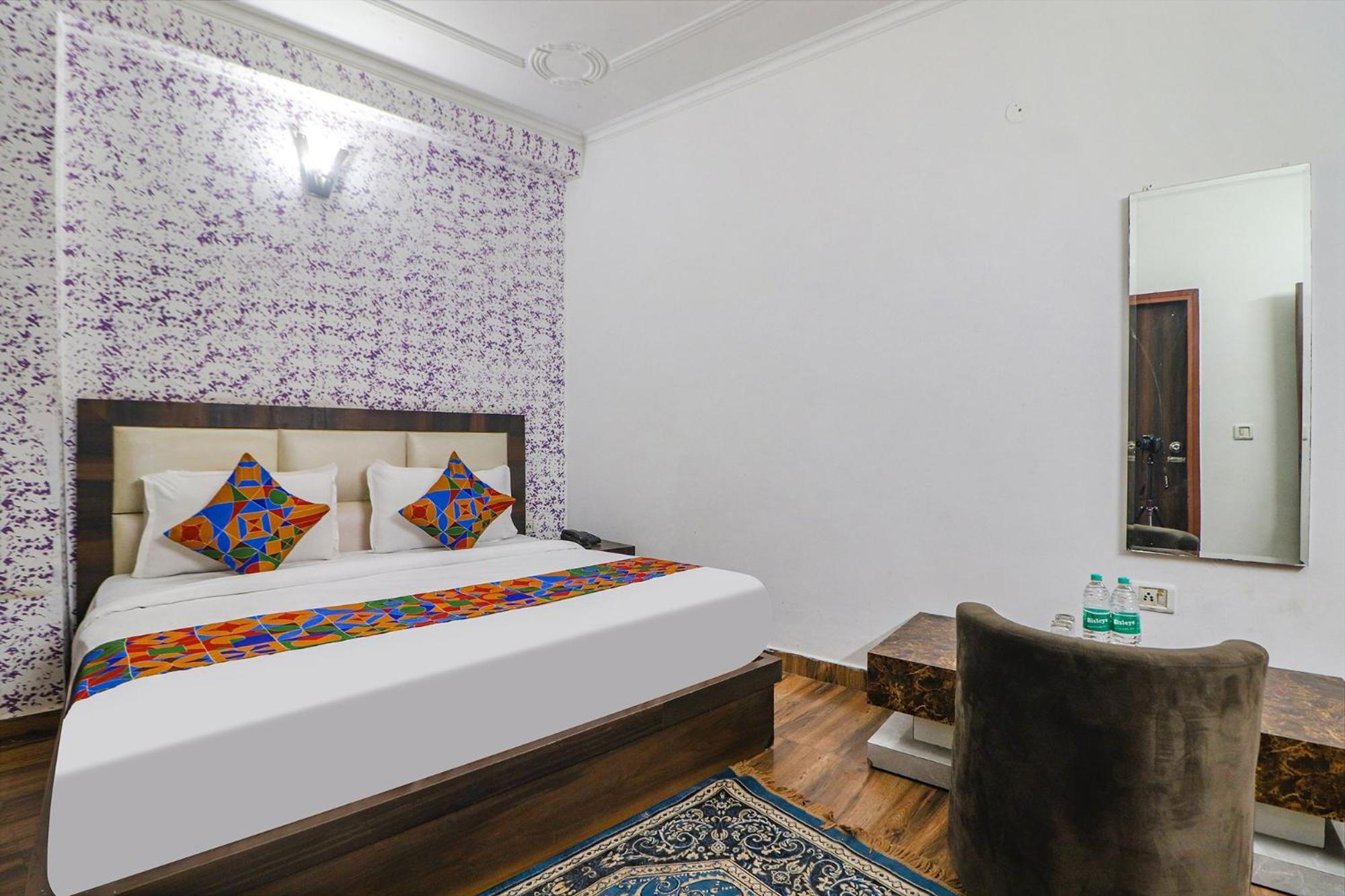 Fabexpress Sinon Hotel New Delhi Eksteriør billede